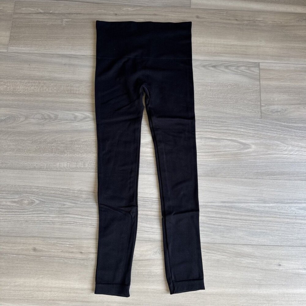 Spanx Look At Me Now Seamless Crop Leggings Black Size Small Excellent Cond